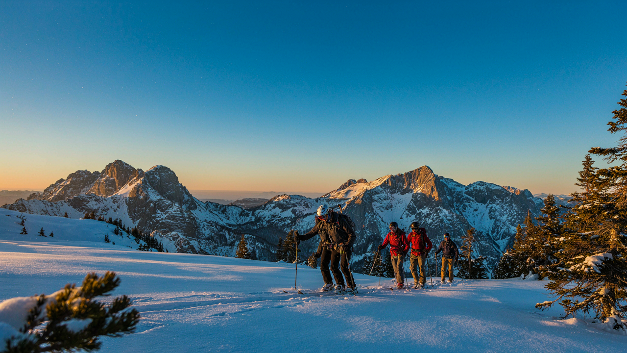 Backcountry Magazine: The Ultimate 2026 Guide to Ski Touring, Gear, Safety & Mountain Adventure